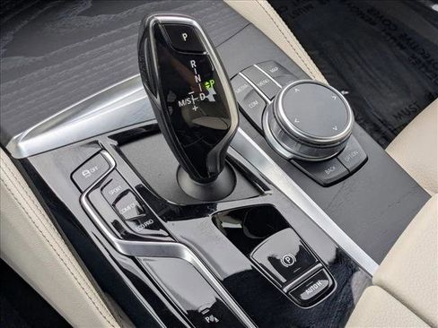 Used 2023 BMW 540i w/ M Sport Package image 12