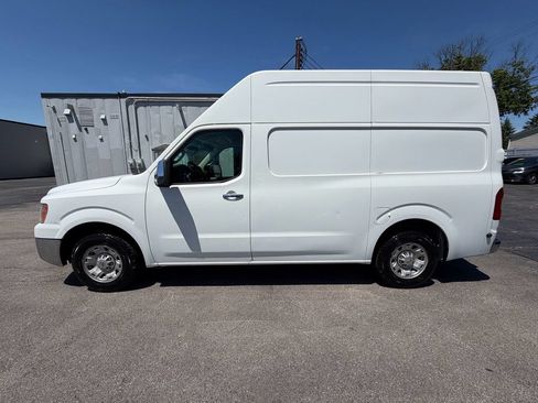 Used 2012 Nissan NV 2500 SV w/ Side Curtain Airbag Pkg RWD image 27