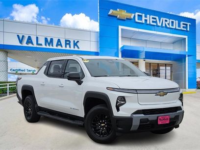 New 2026 Chevrolet Silverado EV LT