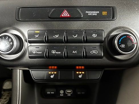 Used 2017 Kia Sportage LX w/ LX Popular Package image 9