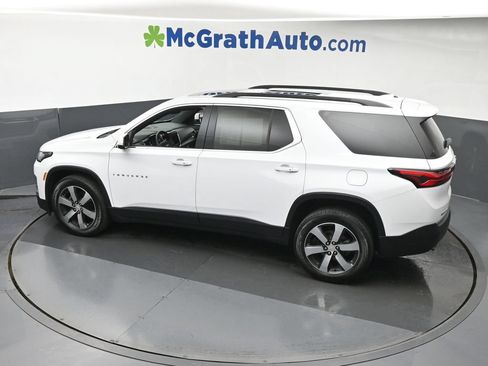 Used 2023 Chevrolet Traverse LT w/ LT Premium Package AWD/4WD image 28