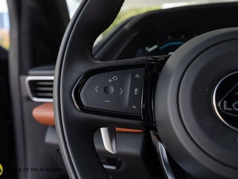 Used 2025 Lotus Emira image 12