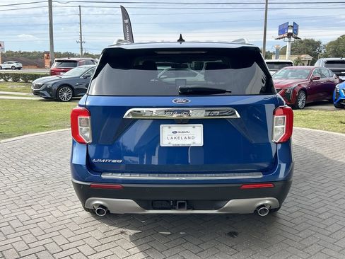 Used 2022 Ford Explorer Limited w/ Limited Technology Package image 5
