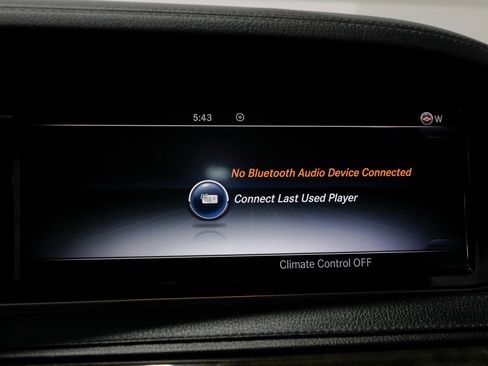 Used 2015 Mercedes-Benz S 550 Sedan w/ Sport Package w/ Sport Package image 37