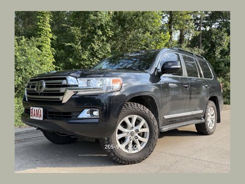 Used 2017 Toyota Land Cruiser AWD/4WD image 1