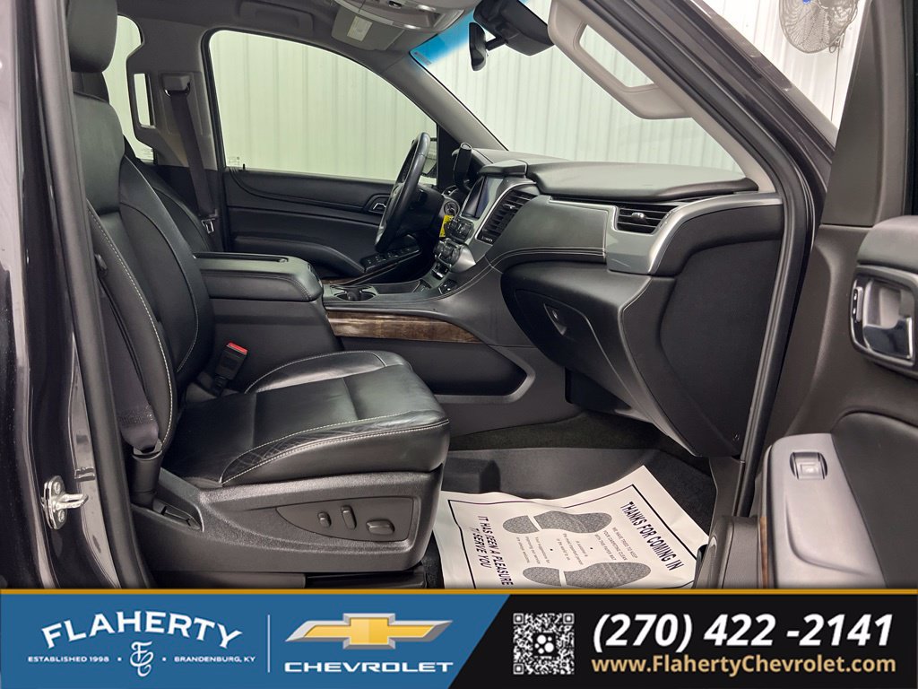 Used 2016 Chevrolet Suburban LT AWD/4WD image 15