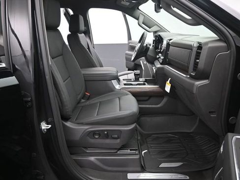 New 2026 GMC Sierra 1500 SLT w/ SLT Premium Plus Package image 18