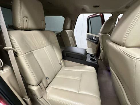 Used 2015 Lincoln Navigator 4WD w/ Equipment Group 101A Reserve image 26