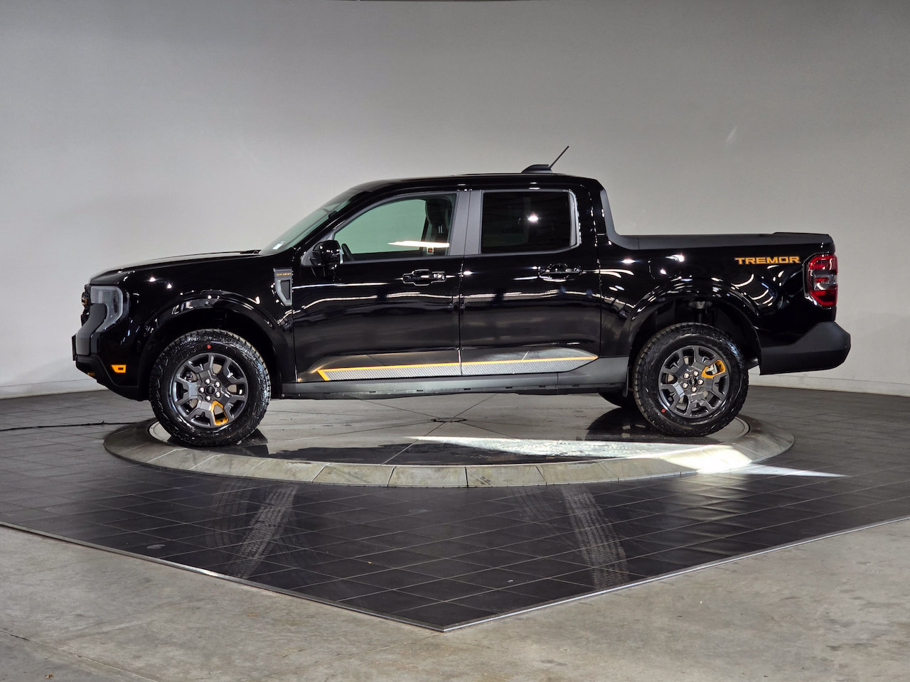 New 2026 Ford Maverick Tremor AWD/4WD image 7
