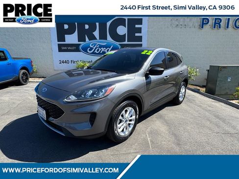 Used 2022 Ford Escape SE w/ Convenience Package image 1