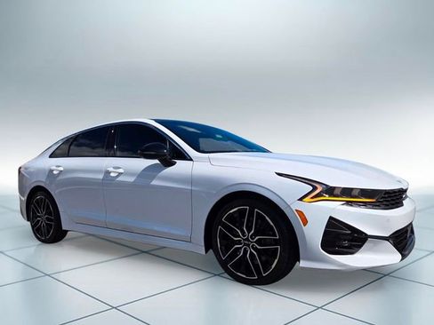 Used 2024 Kia K5 GT w/ GT1 Package FWD image 3