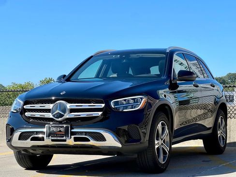 Certified 2021 Mercedes-Benz GLC 300 4MATIC image 4