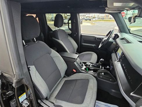 Used 2023 Ford Bronco Big Bend image 16
