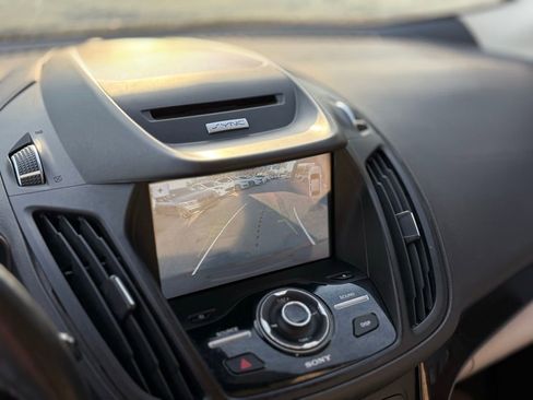 Used 2017 Ford Escape Titanium w/ Equipment Group 301A image 20