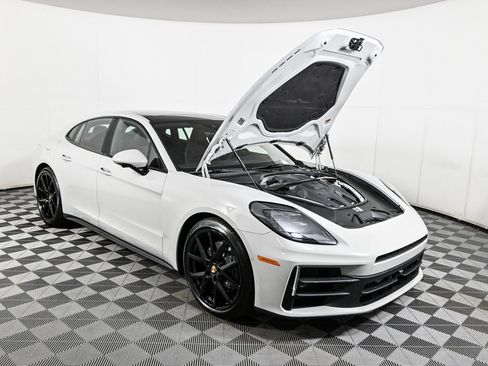 New 2025 Porsche Panamera RWD image 36