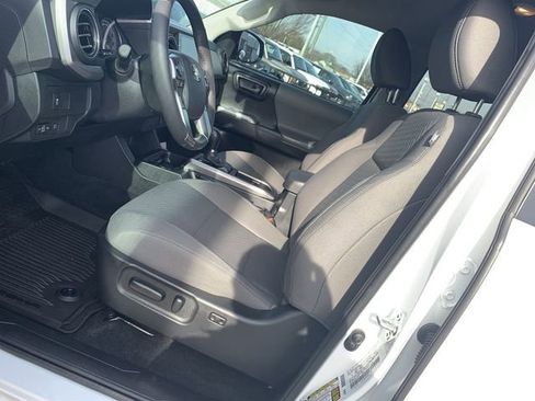 Certified 2023 Toyota Tacoma SR5 image 18