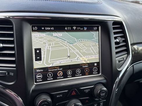 Used 2018 Jeep Grand Cherokee Overland AWD/4WD image 37