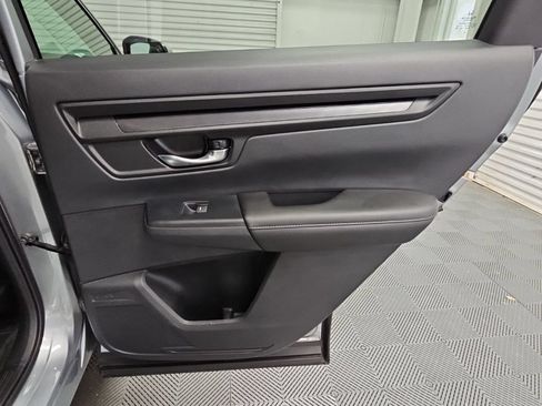 Used 2025 Honda CR-V EX image 33