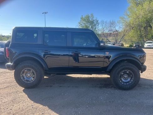 Used 2025 Ford Bronco Badlands w/ Sasquatch Package AWD/4WD image 6