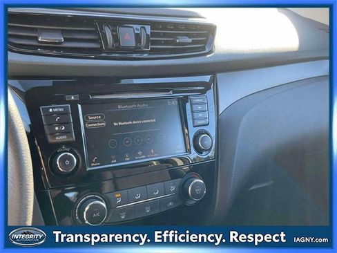 Certified 2022 Nissan Rogue Sport S image 25