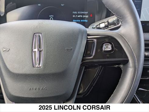 Used 2025 Lincoln Corsair Grand Touring w/ Equipment Group 302A AWD/4WD image 15