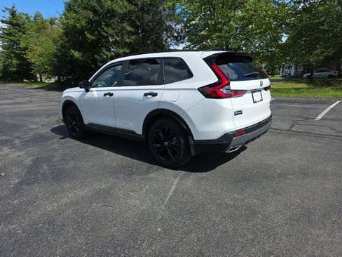 Certified 2025 Honda CR-V Sport Touring image 5