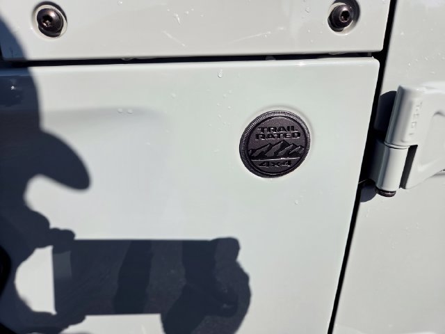 Used 2023 Jeep Wrangler Sport AWD/4WD image 22