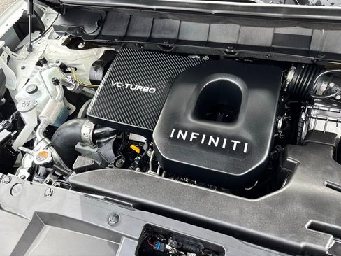 Certified 2025 INFINITI QX60 Luxe w/ Black Edition image 32