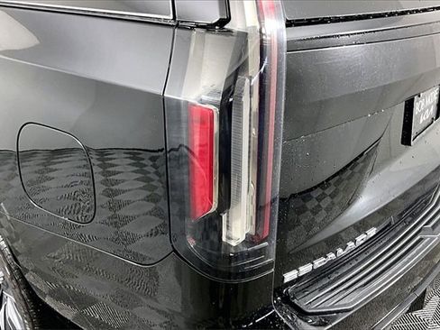Used 2024 Cadillac Escalade Sport image 23