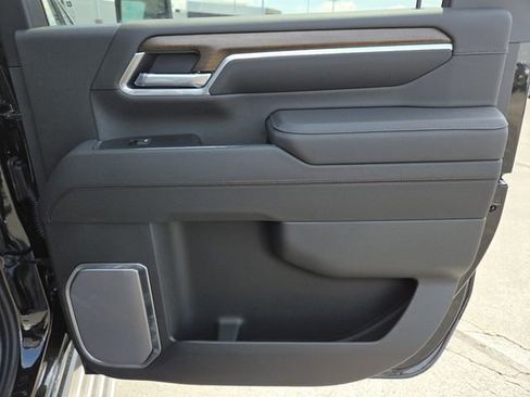 New 2026 Chevrolet Silverado 3500 High Country w/ High Country Premium Package AWD/4WD image 29