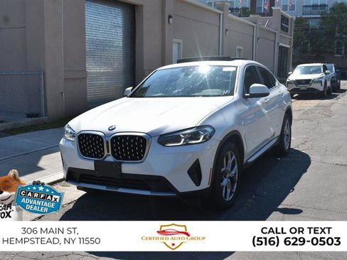 Used 2022 BMW X4 M40i w/ Premium Package image 2