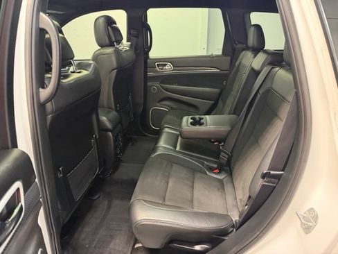 Used 2018 Jeep Grand Cherokee SRT AWD/4WD image 37
