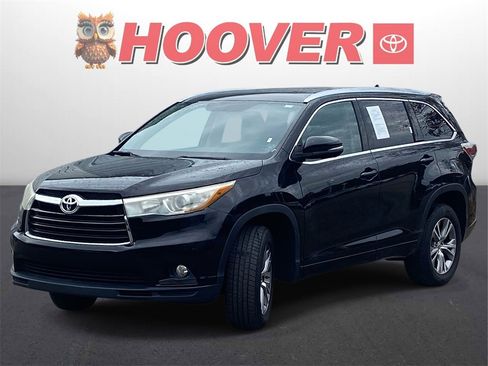 Used 2015 Toyota Highlander XLE image 6
