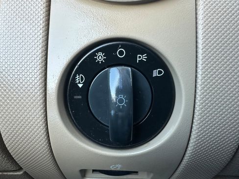 Used 2010 Ford Explorer Eddie Bauer image 23