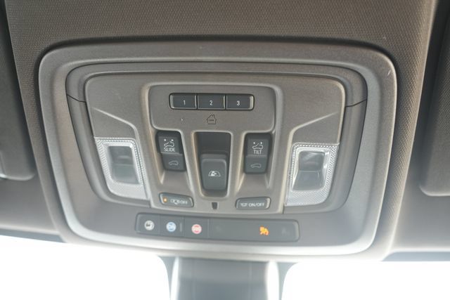 Used 2021 GMC Sierra 1500 Denali w/ Driver Alert Package II AWD/4WD image 29