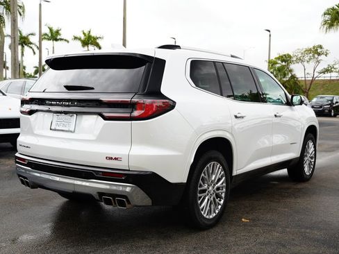 Used 2024 GMC Acadia Denali FWD image 12