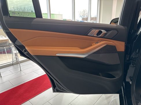 New 2026 BMW X7 xDrive40i image 50