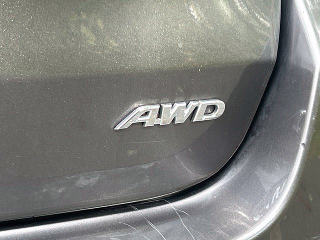 Used 2019 Toyota Highlander LE AWD/4WD image 13
