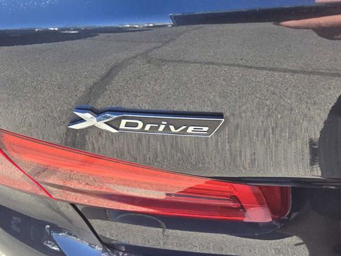 Used 2018 BMW 530i xDrive image 12