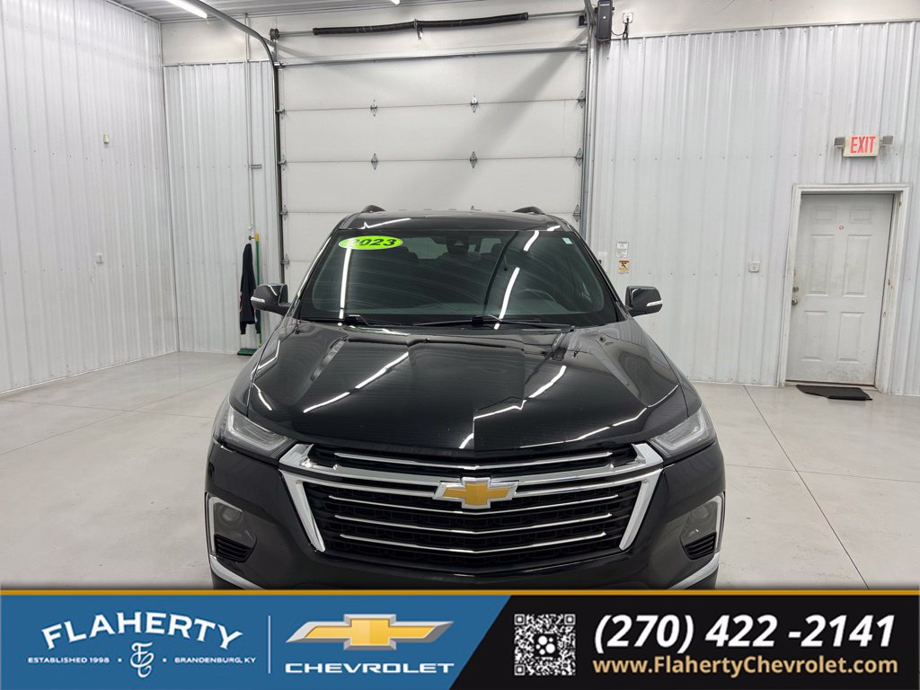 Used 2023 Chevrolet Traverse LT FWD image 7