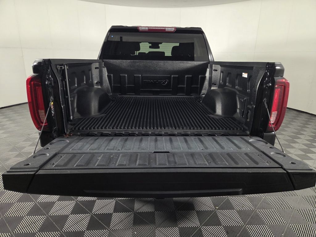 Used 2025 GMC Sierra 1500 SLT RWD image 26