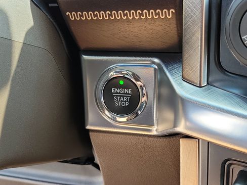 Used 2022 Ford F150 King Ranch w/ Equipment Group 601A High AWD/4WD image 29