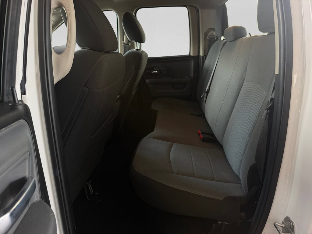 Used 2024 RAM 1500 Classic SLT AWD/4WD image 26
