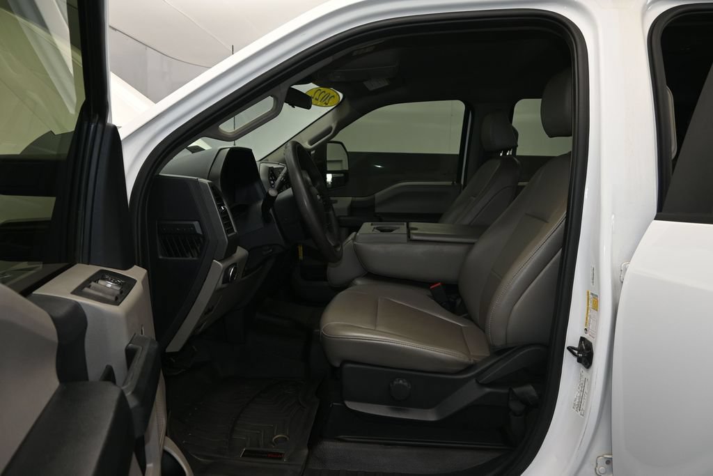 Used 2022 Ford F250 XL w/ Power Equipment Group AWD/4WD image 18