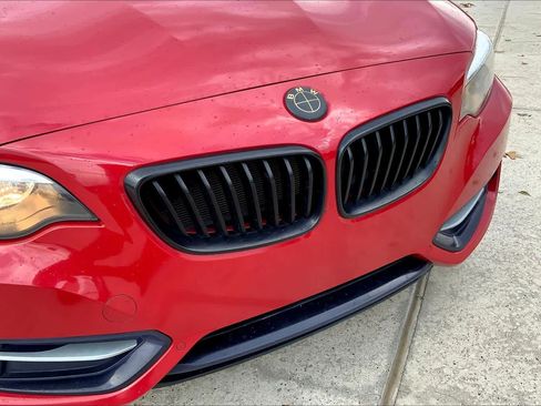 Used 2017 BMW 230i Convertible image 28