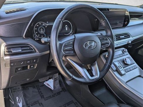 Used 2022 Hyundai Palisade Calligraphy image 9