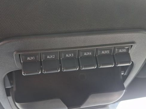 Used 2026 Ford F450 Platinum w/ FX4 Off-Road Package AWD/4WD image 19