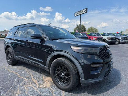 Used 2020 Ford Explorer ST AWD/4WD image 2