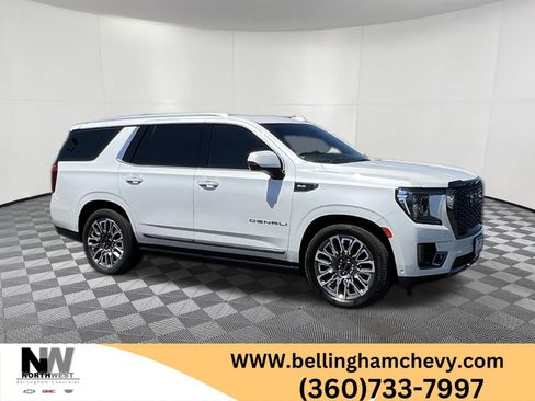 Used 2024 GMC Yukon Denali Ultimate AWD/4WD image 1
