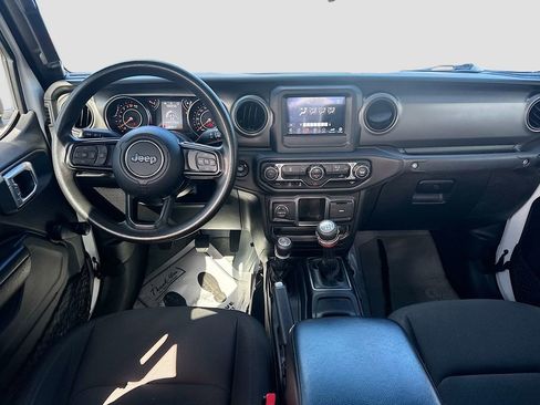 Used 2022 Jeep Gladiator Sport AWD/4WD image 24